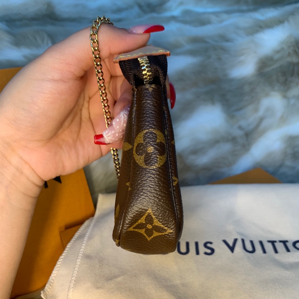 Mini Pochette Accessoires - Picture 11 of 16